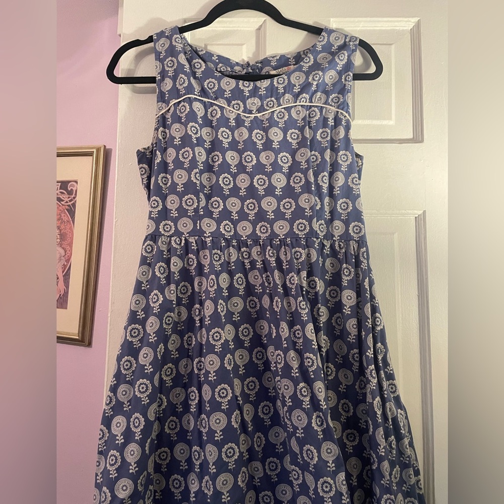 Mata Traders Cute Light Blue and White Floral Dress Size L
